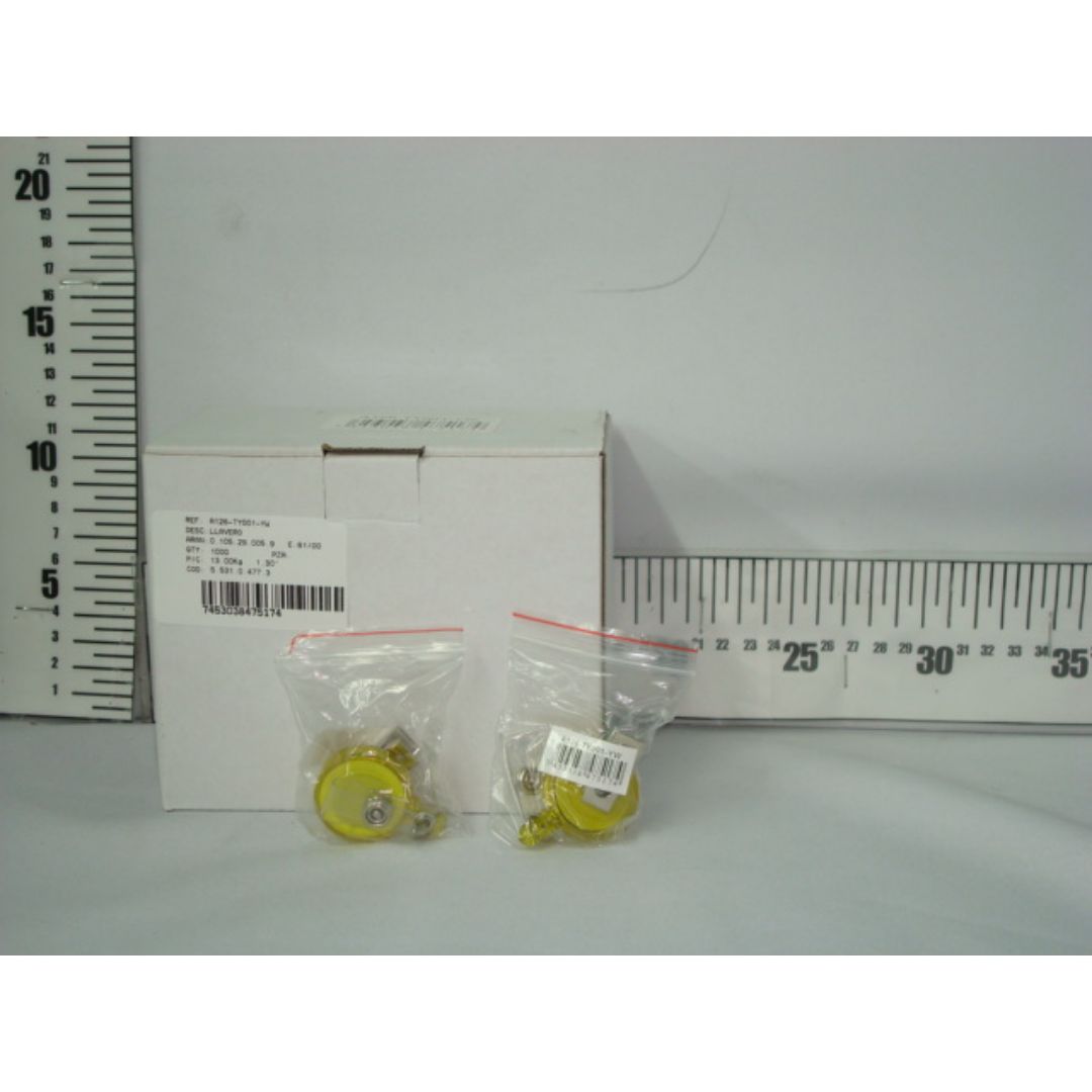 PORTA GAFETE POINTER AMARILLO TIPO YOYO CX50 PIEZAS  (F. 20 BOX)