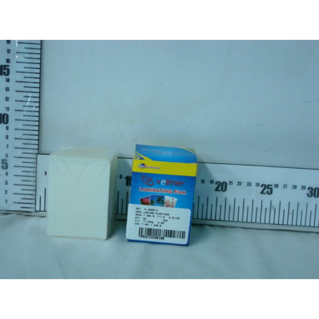 LAMINA PARA PLASTIFICAR VELMER 0.25 MICRAS 5.9X8.3CM (F. 24 BOX)